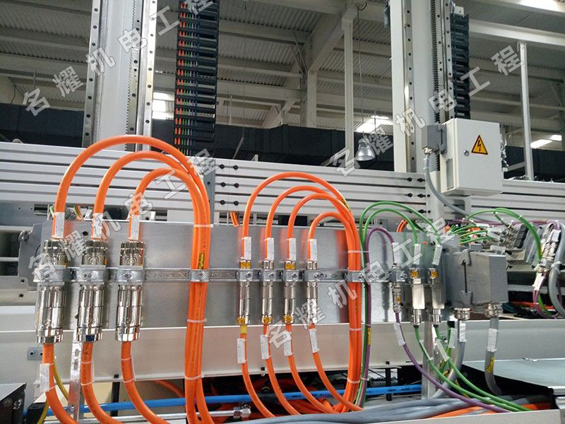 菏澤市名耀機電工程有限公司工程案例利勃海爾中國重汽加工中心